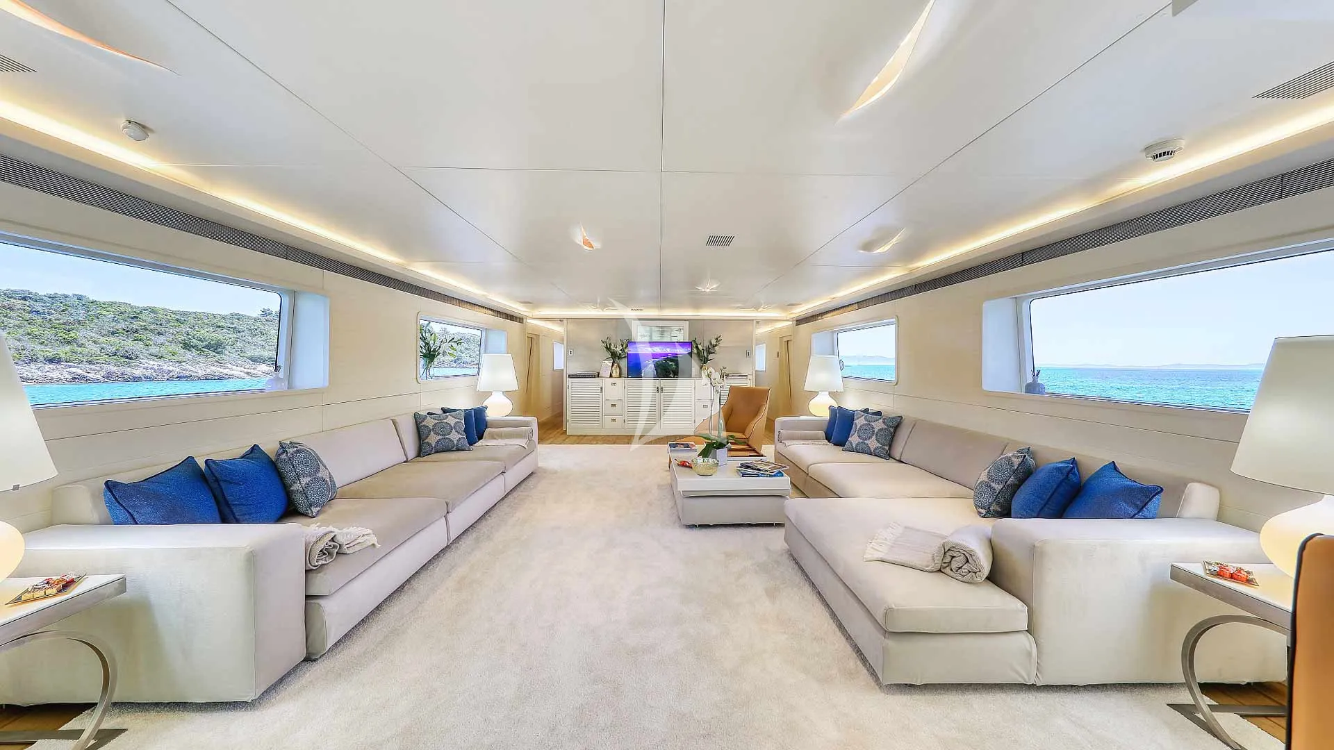 Charter Yacht ANAVI - Admiral 35 - 4 Cabins - San Remo - Liguria - Genoa - La Spezia - Italian Riviera