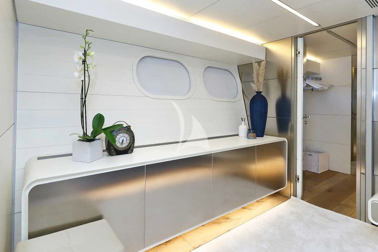 Charter Yacht ANAVI - Admiral 35 - 4 Cabins - San Remo - Liguria - Genoa - La Spezia - Italian Riviera