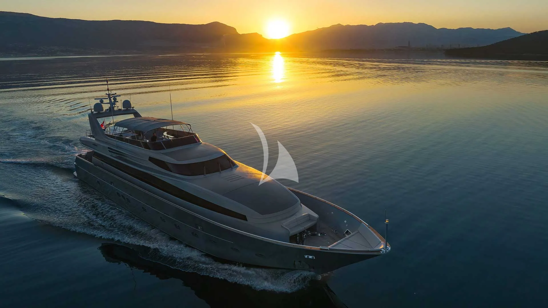 Charter Yacht ANAVI - Admiral 35 - 4 Cabins - San Remo - Liguria - Genoa - La Spezia - Italian Riviera