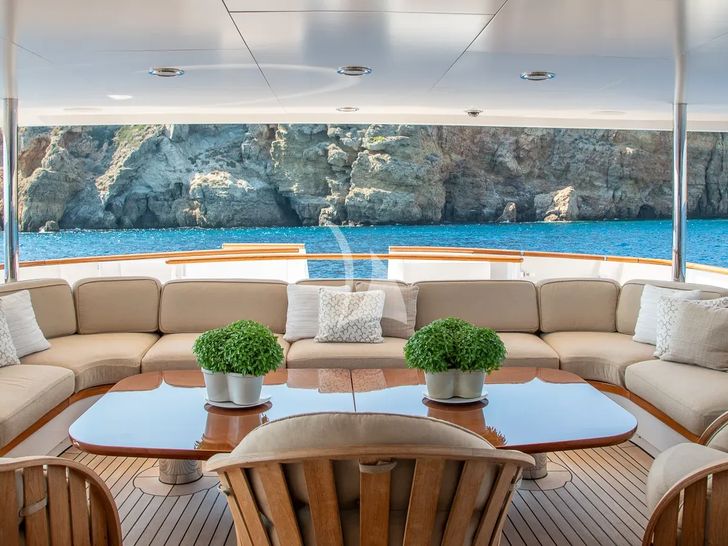 ANCALLIA Feadship 45m - aft lounge ANCALLIA Feadship 45m - aft lounge