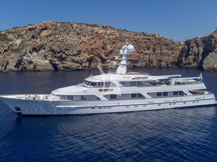 ANCALLIA Feadship 45m - anchored ANCALLIA Feadship 45m - anchored