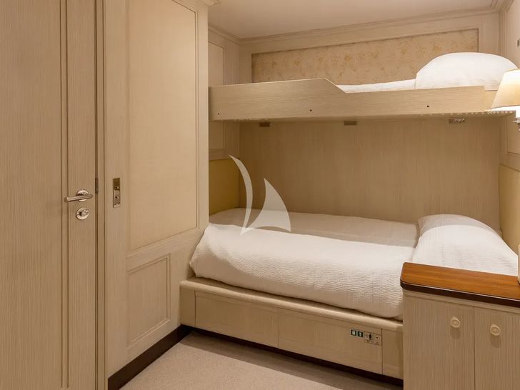 ANCALLIA Feadship 45m - bunk cabin ANCALLIA Feadship 45m - bunk cabin