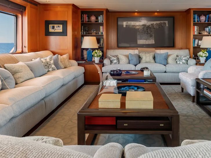 ANCALLIA Feadship 45m - main saloon ANCALLIA Feadship 45m - main saloon