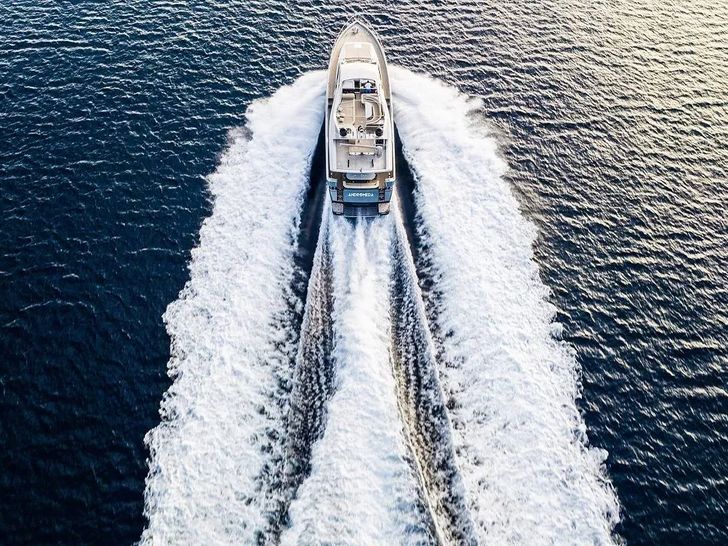 ANDROMEDA Posillipo Technema 80 - cruising ANDROMEDA Posillipo Technema 80 - cruising