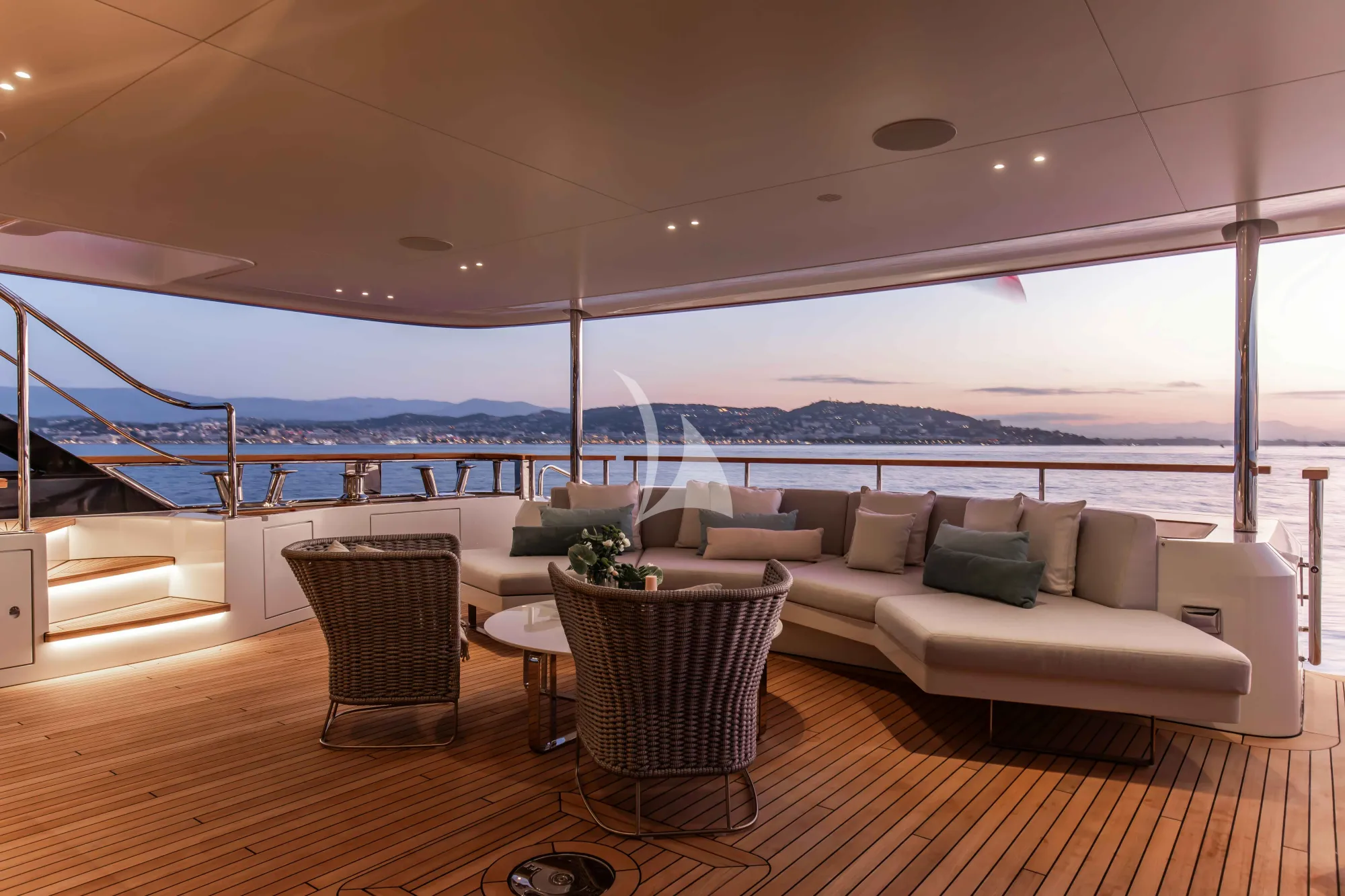 Charter Yacht ANGEL - Benetti Motopanfilo 37m - 5 Cabins - Athens - Mykonos - Paros - Cyclades - Aegean - Greece