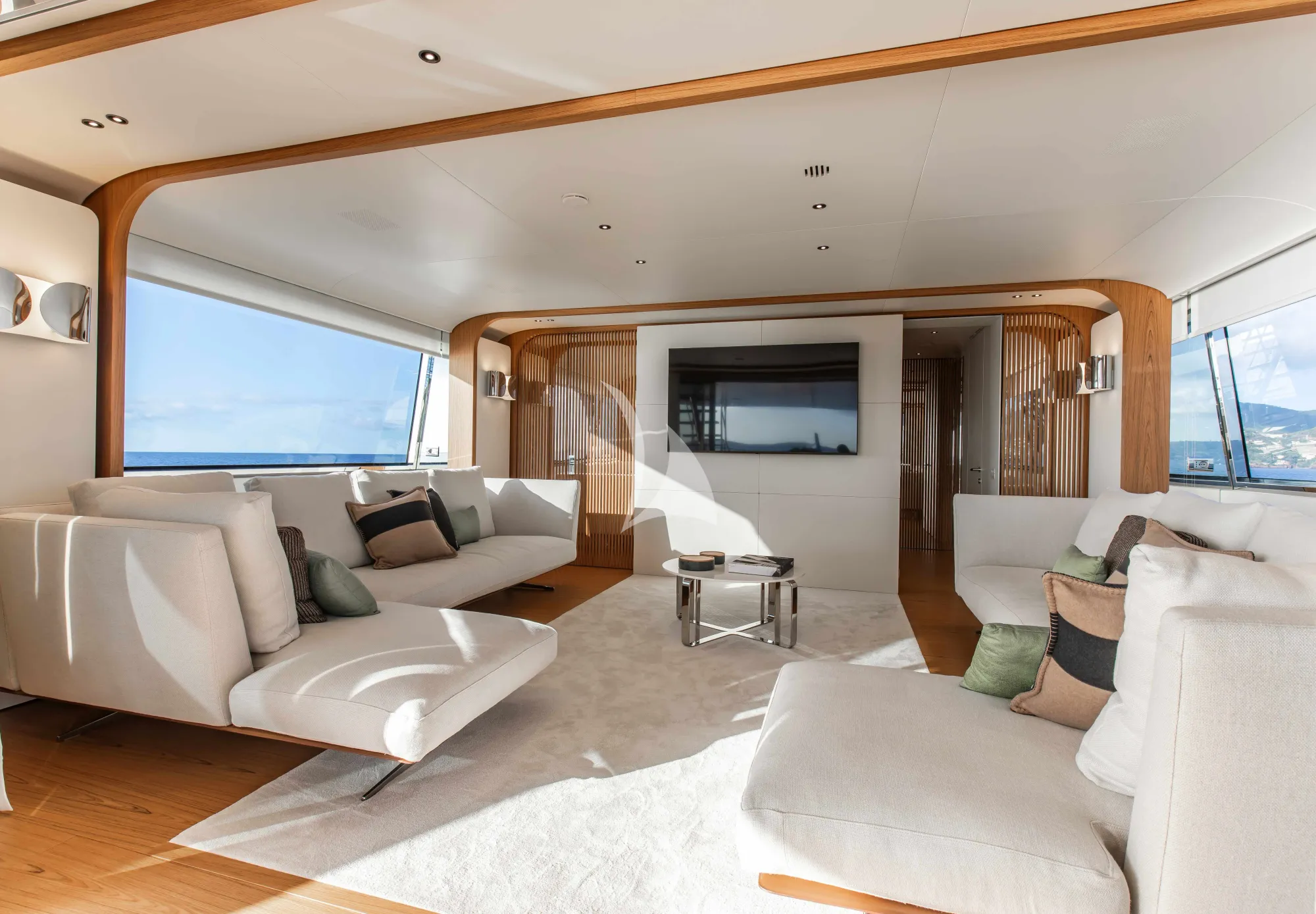 Charter Yacht ANGEL - Benetti Motopanfilo 37m - 5 Cabins - Athens - Mykonos - Paros - Cyclades - Aegean - Greece