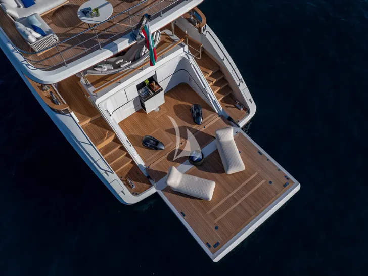ANGEL Benetti Motopanfilo 37m - swim platform ANGEL Benetti Motopanfilo 37m - swim platform