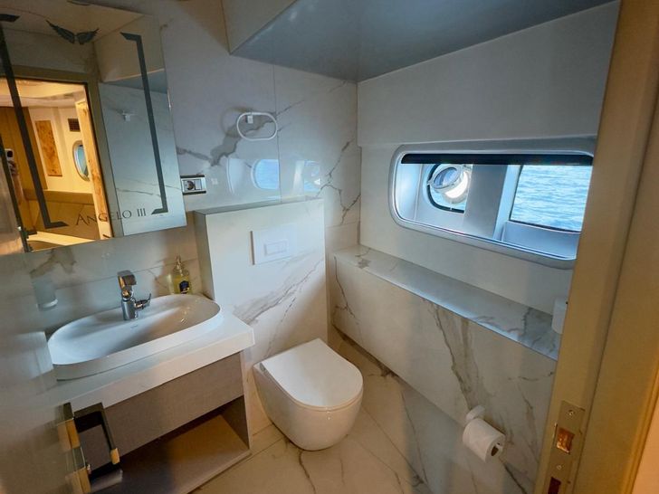 ANGELO III Custom Gulet 35m - VIP cabin 1 bathroom ANGELO III Custom Gulet 35m - VIP cabin 1 bathroom