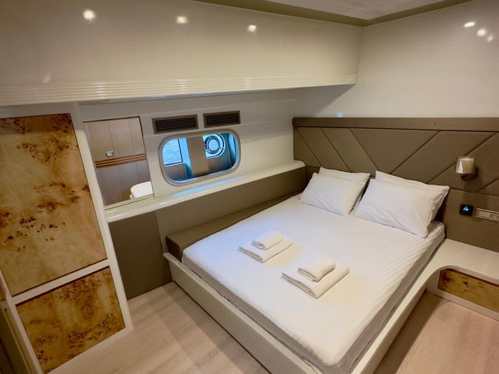 ANGELO III Custom Gulet 35m - VIP cabin 2 ANGELO III Custom Gulet 35m - VIP cabin 2