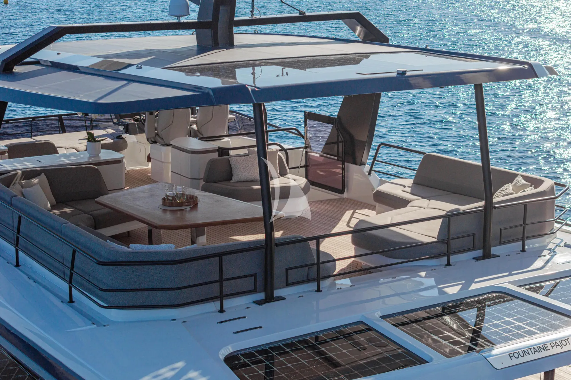 ANIMA Fountaine Pajot Power 80 - flybridge