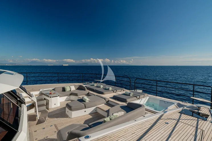 Charter Yacht ANIMA - Fountaine Pajot Power 80 - 4 Cabins - Salerno - Naples - Capri - Positano - Amalfi Coast - Italy