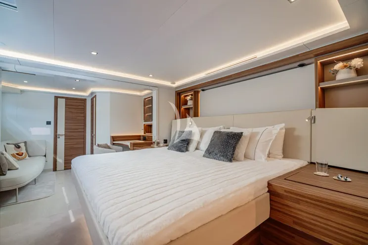 Charter Yacht ANIMA - Fountaine Pajot Power 80 - 4 Cabins - Salerno - Naples - Capri - Positano - Amalfi Coast - Italy