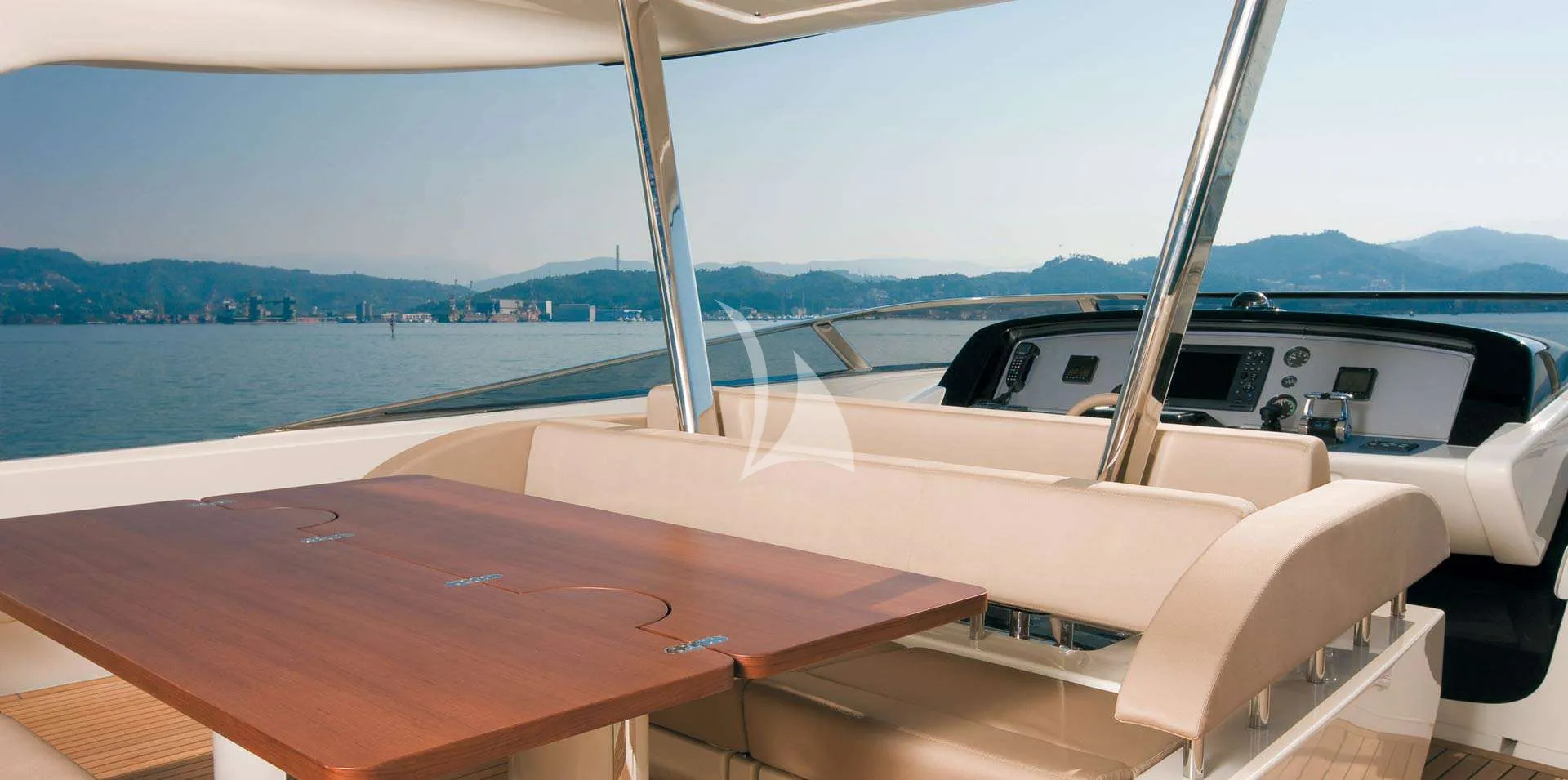 ANYTHING GOES IV Riva Duchessa 92 - flybridge dining lounge and helm