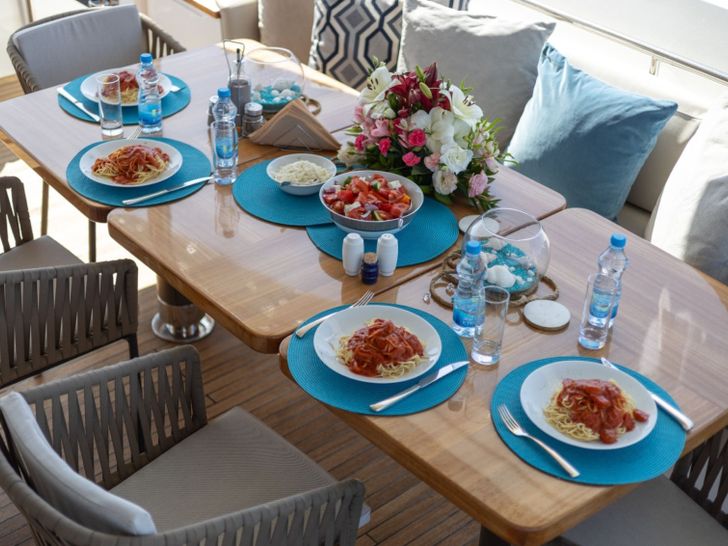 ANKA Princess 30M - alfresco dining area ANKA Princess 30M - alfresco dining area