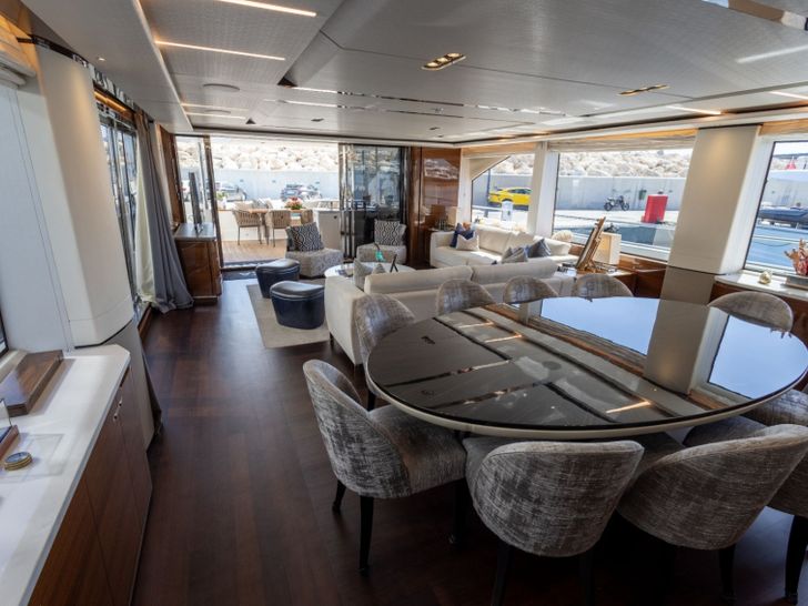 ANKA Princess 30M - saloon seating and dining area ANKA Princess 30M - saloon seating and dining area