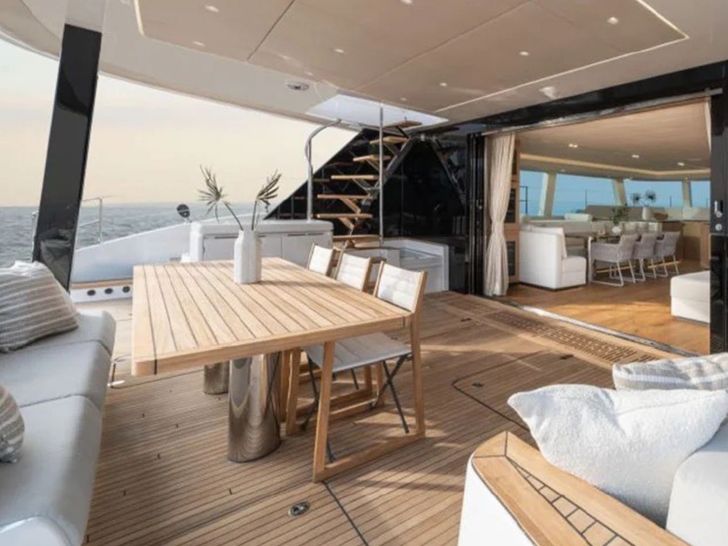 ANKAWER VI Sunreef 70 - aft deck alfresco dining area ANKAWER VI Sunreef 70 - aft deck alfresco dining area