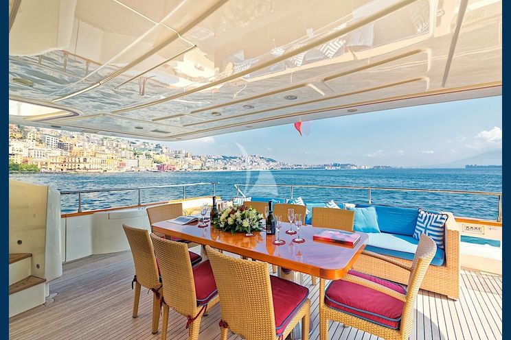 Charter Yacht ANNE MARIE - Ferretti Custom Line 97 - 4 Cabins - Italy - Naples - Capri - Amalfi Coast