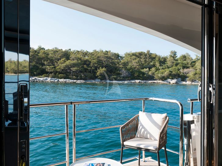 ANTHEYA III Princess 115 Fold Down Balcony ANTHEYA III Princess 115 Fold Down Balcony