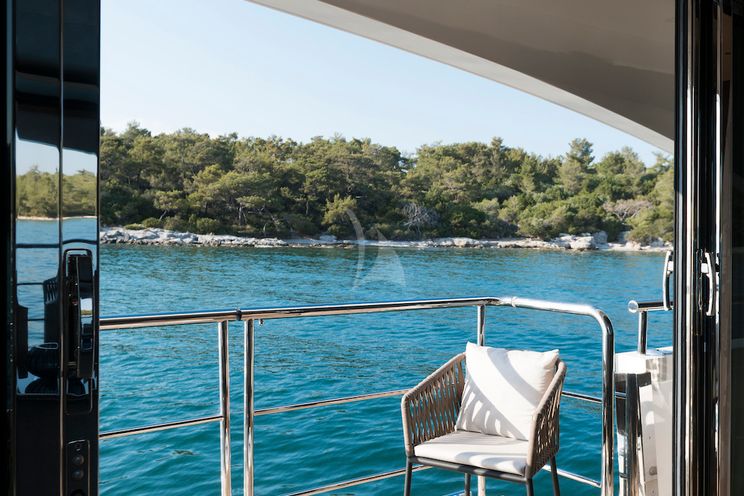 Charter Yacht ANTHEYA III - Princess 115 - 4 Cabins - Athens