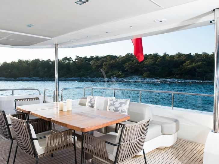 ANTHEYA III Princess 115 Main Deck Dining ANTHEYA III Princess 115 Main Deck Dining