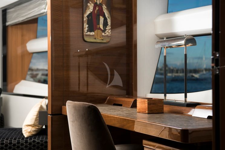 Charter Yacht ANTHEYA III - Princess 115 - 4 Cabins - Athens