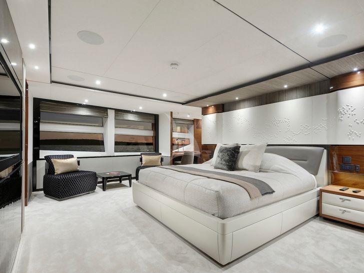 ANTHEYA III Princess 115 Master Stateroom ANTHEYA III Princess 115 Master Stateroom