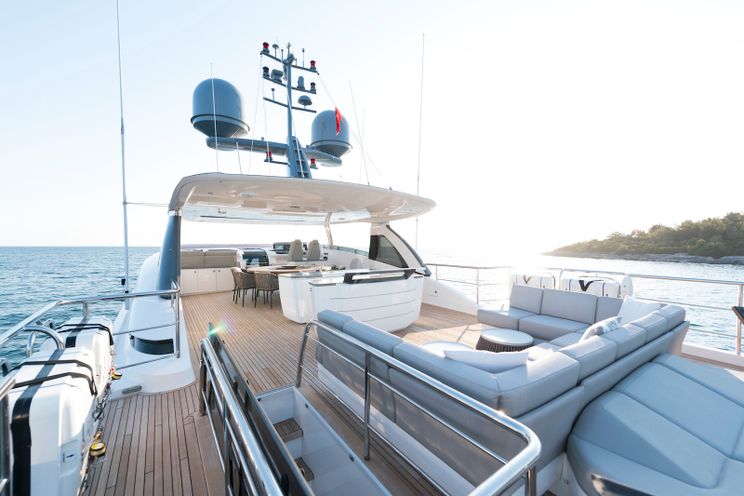 Charter Yacht ANTHEYA III - Princess 115 - 4 Cabins - Athens