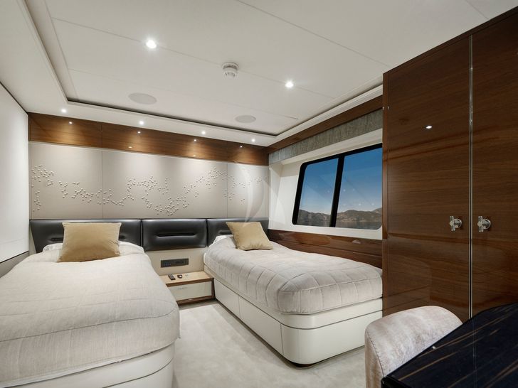 ANTHEYA III Princess 115 Twin Cabin ANTHEYA III Princess 115 Twin Cabin