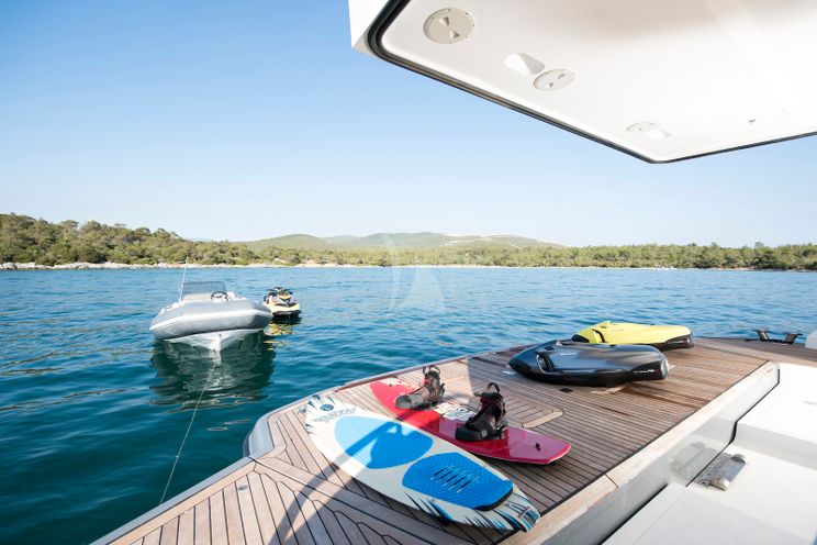 Charter Yacht ANTHEYA III - Princess 115 - 4 Cabins - Athens