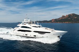 ANYA - Sunseeker Yacht 40m - 5 Cabins - Naples - Capri - Positano - Amalfi Coast - Italy ANYA - Sunseeker Yacht 40m - 5 Cabins - Naples - Capri - Positano - Amalfi Coast - Italy