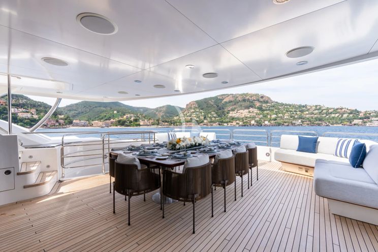 Charter Yacht ANYA - Sunseeker Yacht 40m - 5 Cabins - Naples - Capri - Positano - Amalfi Coast - Italy