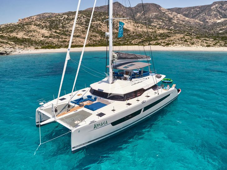APHAEA Fountaine Pajot Alegria 67 - anchored APHAEA Fountaine Pajot Alegria 67 - anchored