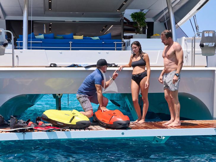 APHAEA Fountaine Pajot Alegria 67 - swim platform APHAEA Fountaine Pajot Alegria 67 - swim platform