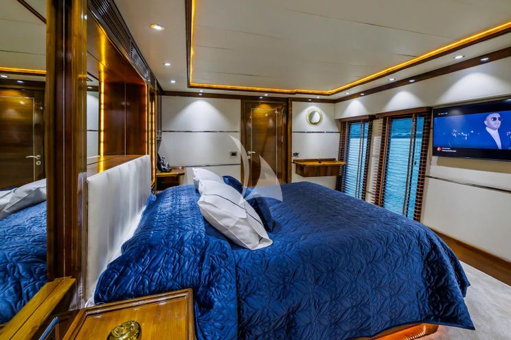 Charter Yacht APNA - Saba Yacht Custom 34m - 6 Cabins - Split - Hvar - Dubrovnik - Croatia