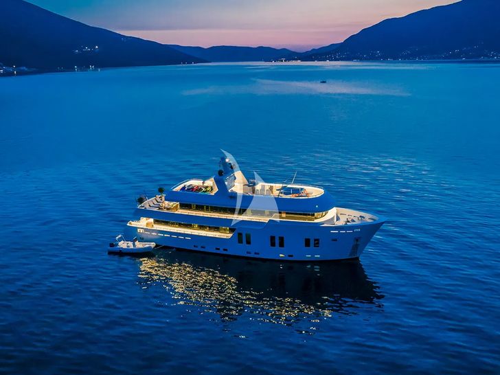 APNA Saba Yacht Custom 34m - main profile APNA Saba Yacht Custom 34m - main profile