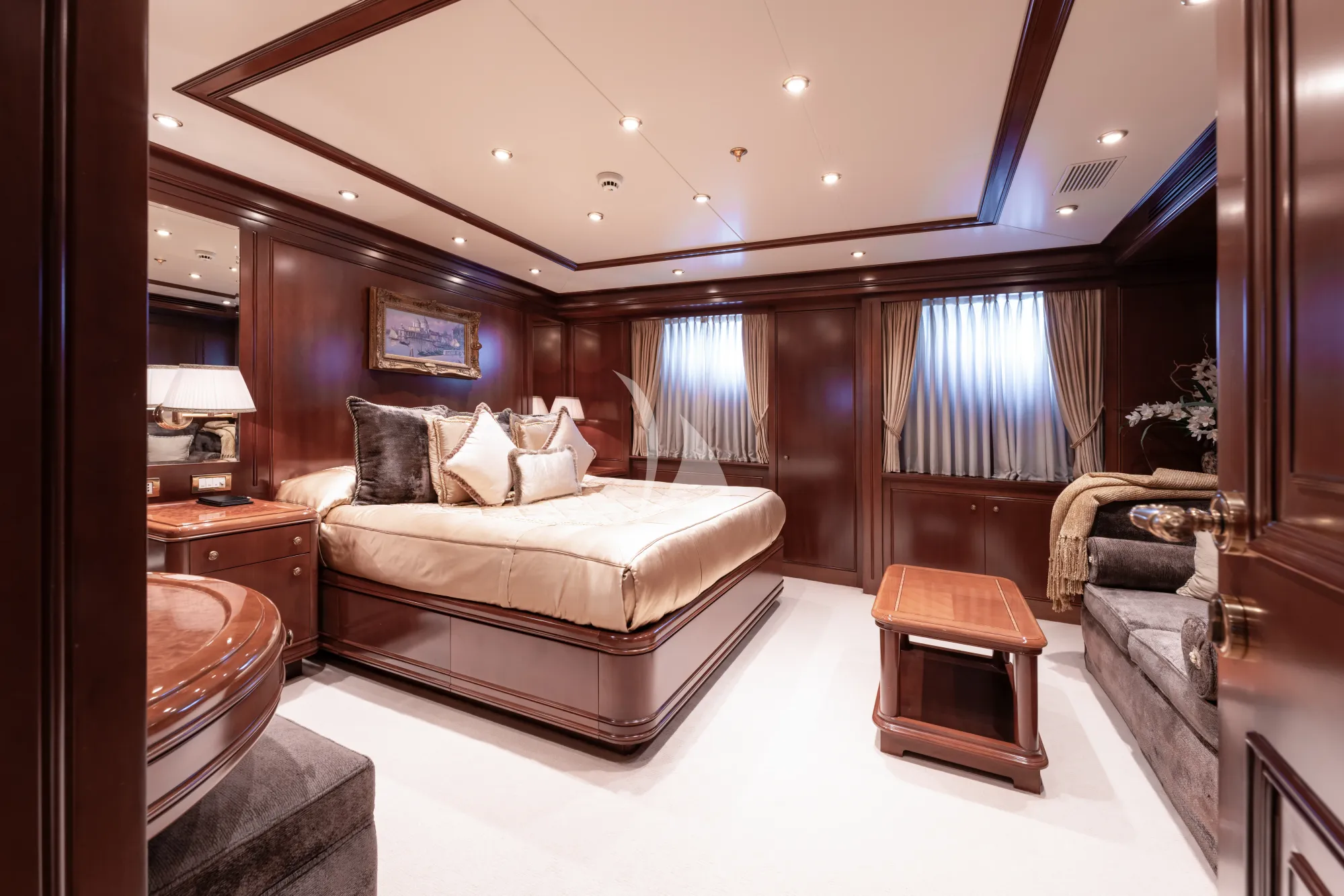 Charter Yacht APOGEE - Codecasa 62m - 6 Cabins - Cannes - St Tropez - Nice - Antibes - French Riviera - Monaco