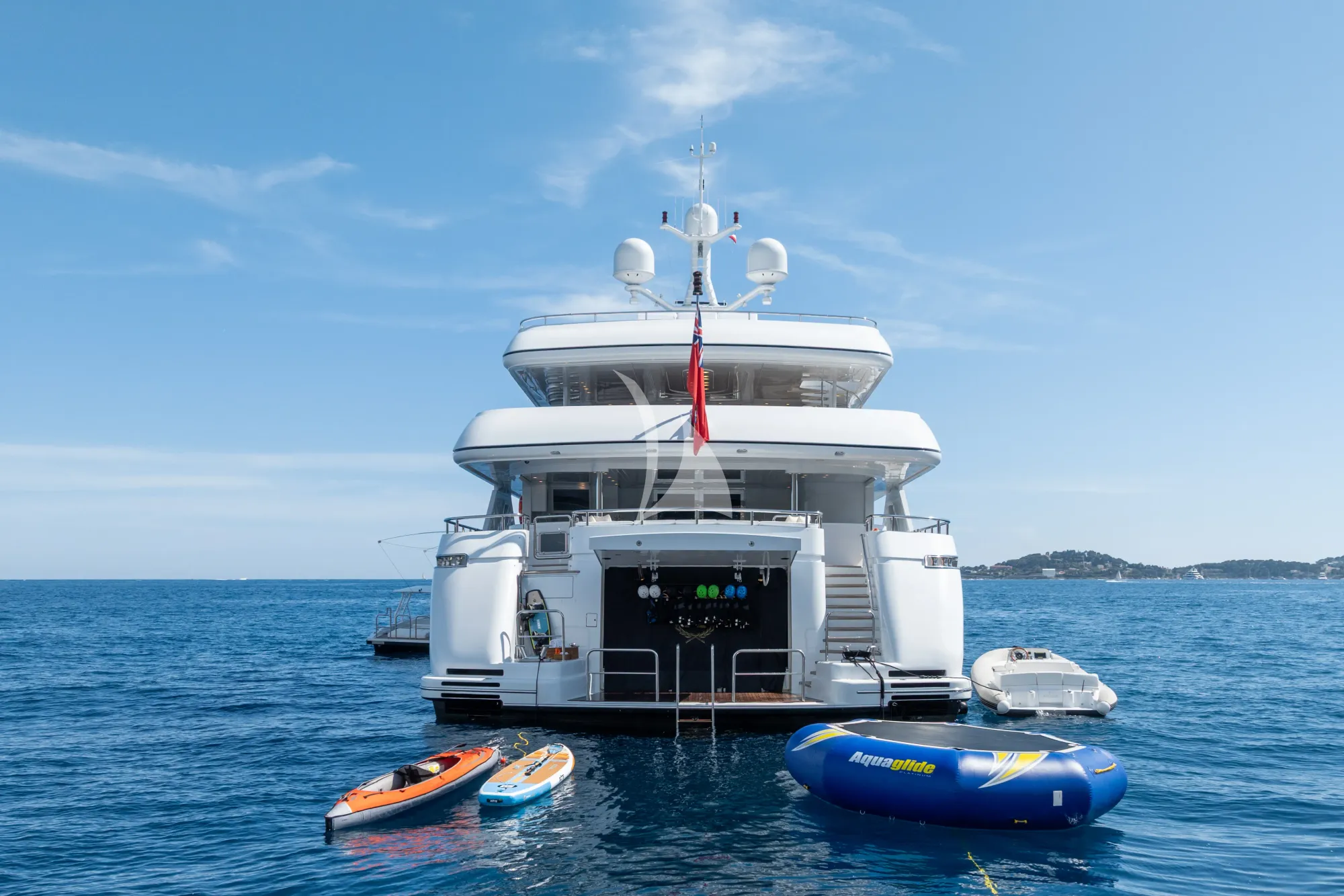 Charter Yacht APOGEE - Codecasa 62m - 6 Cabins - Cannes - St Tropez - Nice - Antibes - French Riviera - Monaco