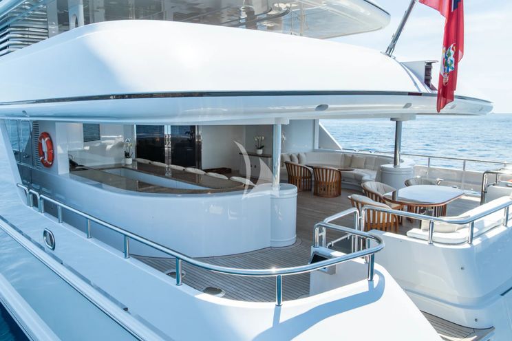 Charter Yacht APOGEE - Codecasa 62m - 6 Cabins - Cannes - St Tropez - Nice - Antibes - French Riviera - Monaco