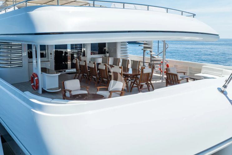 Charter Yacht APOGEE - Codecasa 62m - 6 Cabins - Cannes - St Tropez - Nice - Antibes - French Riviera - Monaco