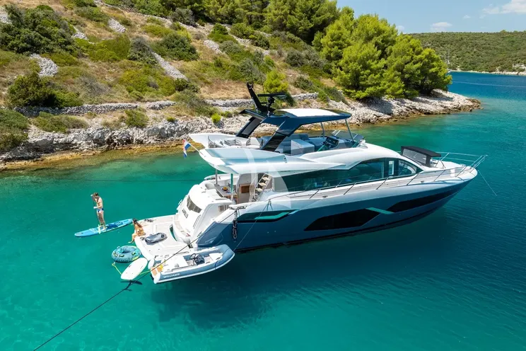 Charter Yacht APOLLO - Sunseeker Manhattan 68 - 3 Cabins - Split - Dubrovnik - Hvar - Croatia