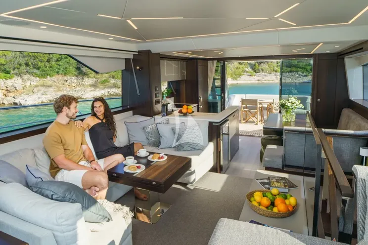 Charter Yacht APOLLO - Sunseeker Manhattan 68 - 3 Cabins - Split - Dubrovnik - Hvar - Croatia