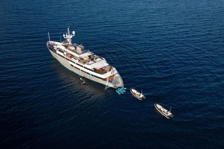 Charter Yacht AQUA BLU - Brooke Marine 60m - 15 Cabins - Komodo National Park,Spice Islands and Raja Ampat