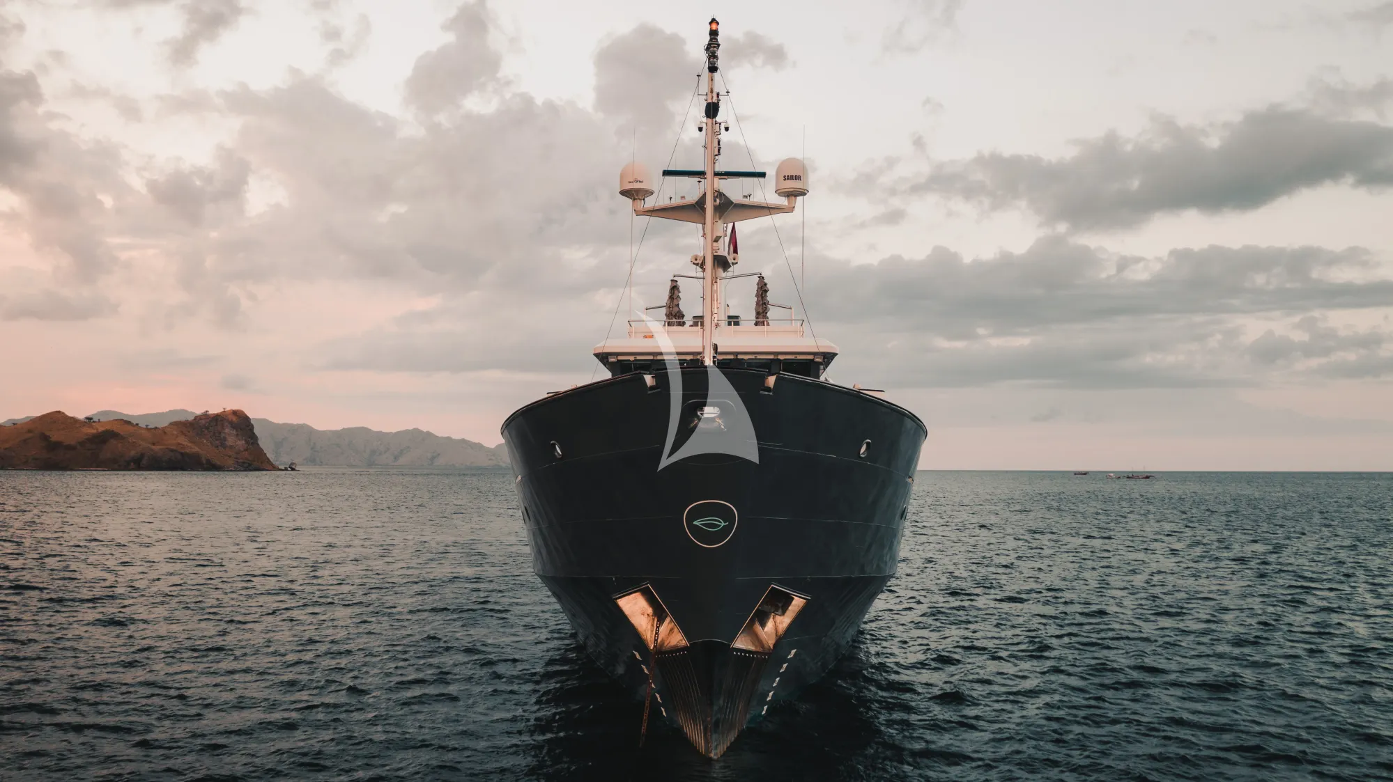 Charter Yacht AQUA BLU - Brooke Marine 60m - 15 Cabins - Komodo National Park,Spice Islands and Raja Ampat