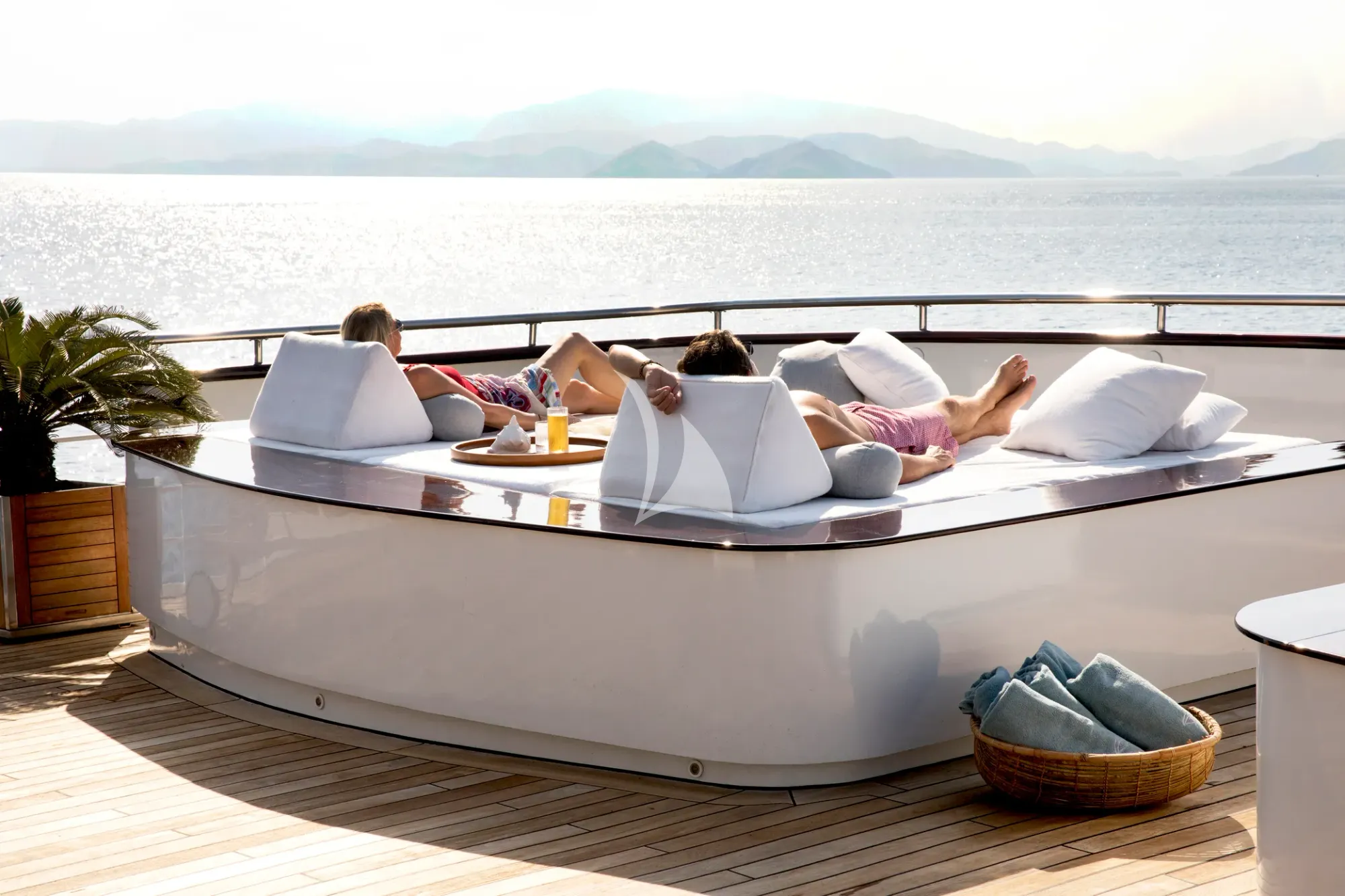 Charter Yacht AQUA BLU - Brooke Marine 60m - 15 Cabins - Komodo National Park,Spice Islands and Raja Ampat