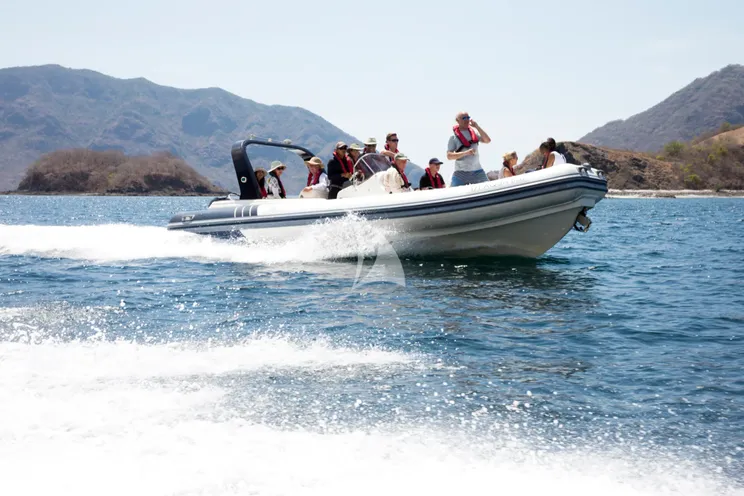 Charter Yacht AQUA BLU - Brooke Marine 60m - 15 Cabins - Komodo National Park,Spice Islands and Raja Ampat