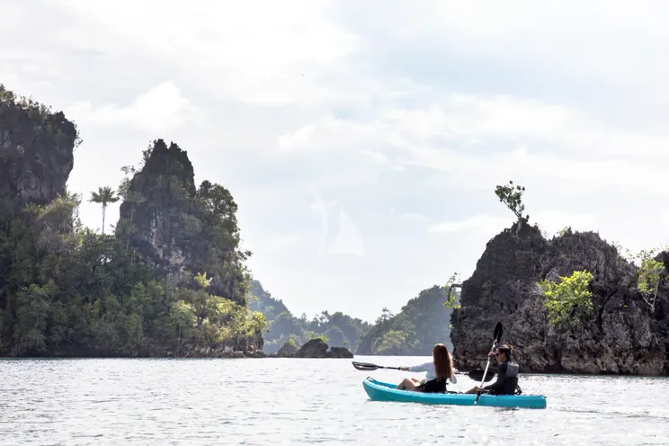 Charter Yacht AQUA BLU - Brooke Marine 60m - 15 Cabins - Komodo National Park,Spice Islands and Raja Ampat