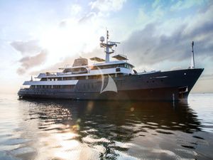 AQUA BLU - Brooke Marine 60m - 15 Cabins - Komodo National Park,Spice Islands and Raja Ampat AQUA BLU - Brooke Marine 60m - 15 Cabins - Komodo National Park,Spice Islands and Raja Ampat