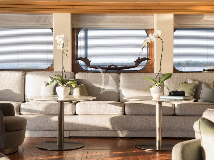 AQUA BLU Brooke Marine 60m - sky lounge seating AQUA BLU Brooke Marine 60m - sky lounge seating