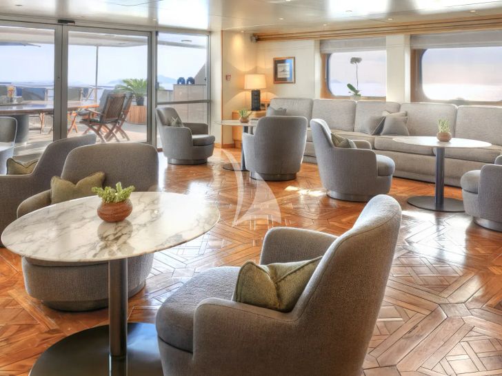AQUA BLU Brooke Marine 60m - sky lounge AQUA BLU Brooke Marine 60m - sky lounge