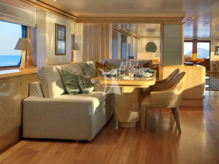 AQUA BLU Brooke Marine 60m - tea area AQUA BLU Brooke Marine 60m - tea area